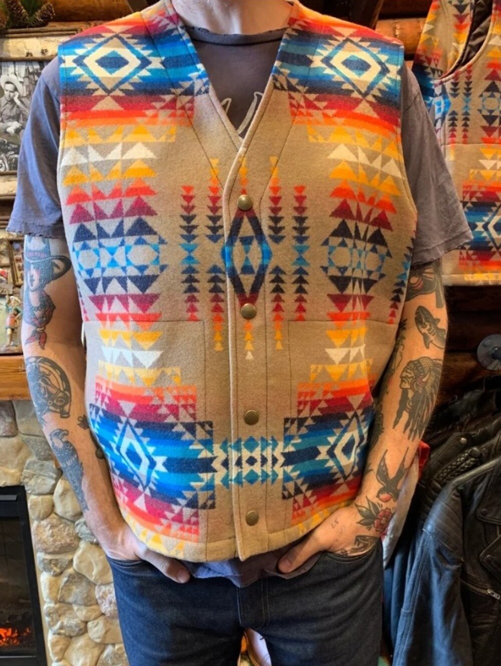 NEW Pendleton Men's Alpine Wool Vest "Tan Pilot Rock" jacquard pattern Size XL